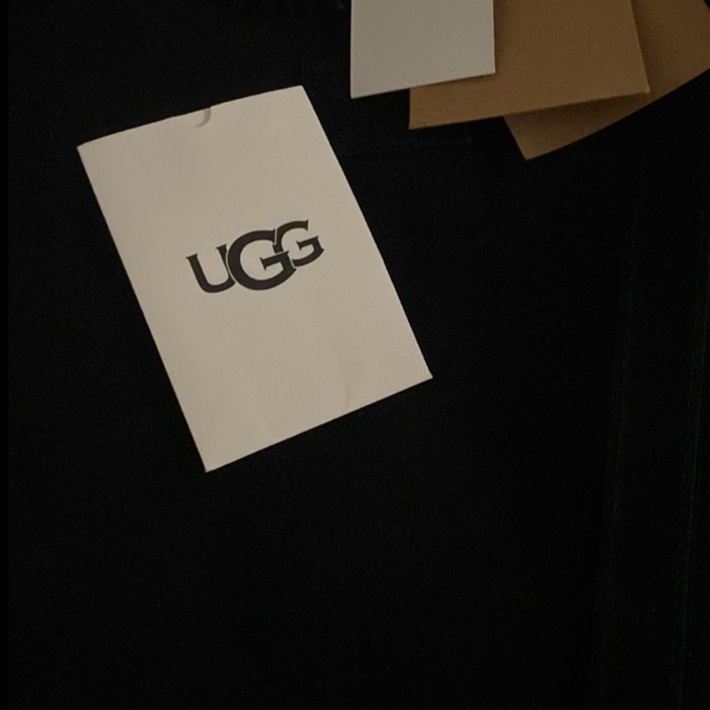 SOLD! UGG x Telfar - Picture 6 of 8